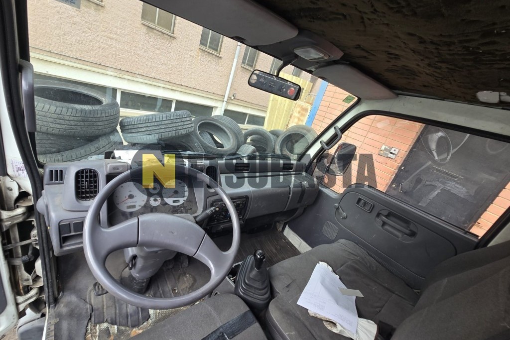 Nissan Cabstar E 95 Chasis/Cabina 2003