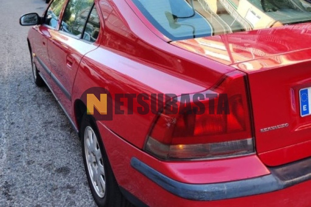 Volvo S60 2.4 2002