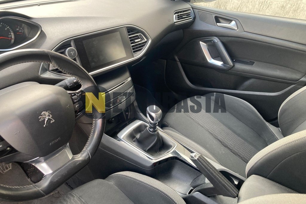 Peugeot 308 1.2 PureTech 2015