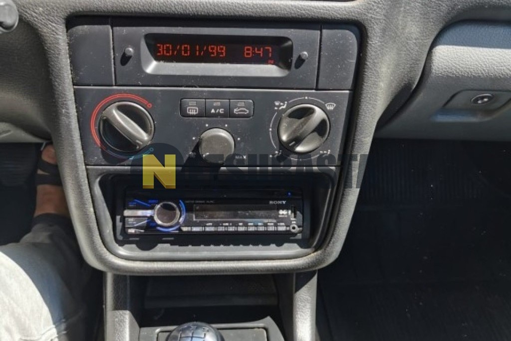 Peugeot 406 SR 1.8 1999