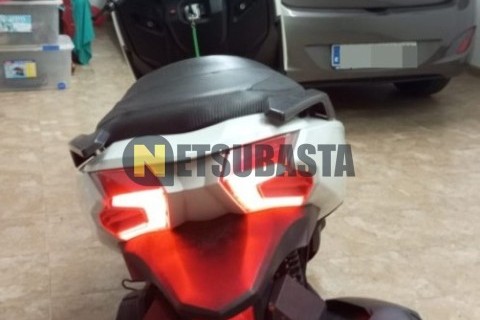 Piaggio Hexagon GTX 250 2003