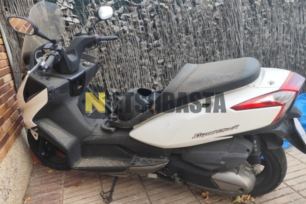 Kymco Super Dink 300i 2015