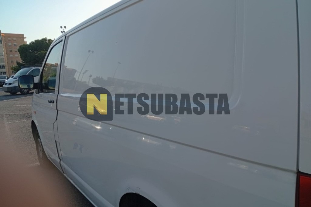 Volkswagen Transporter T5 1.9 TDI 2003