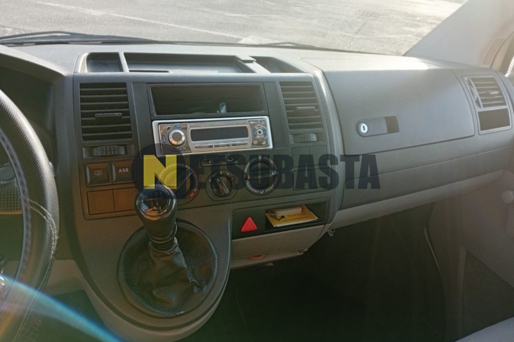 Volkswagen Transporter T5 1.9 TDI 2003