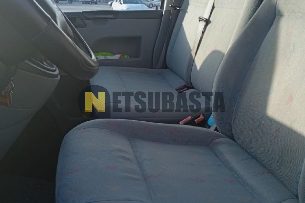 Volkswagen Transporter T5 1.9 TDI 2003