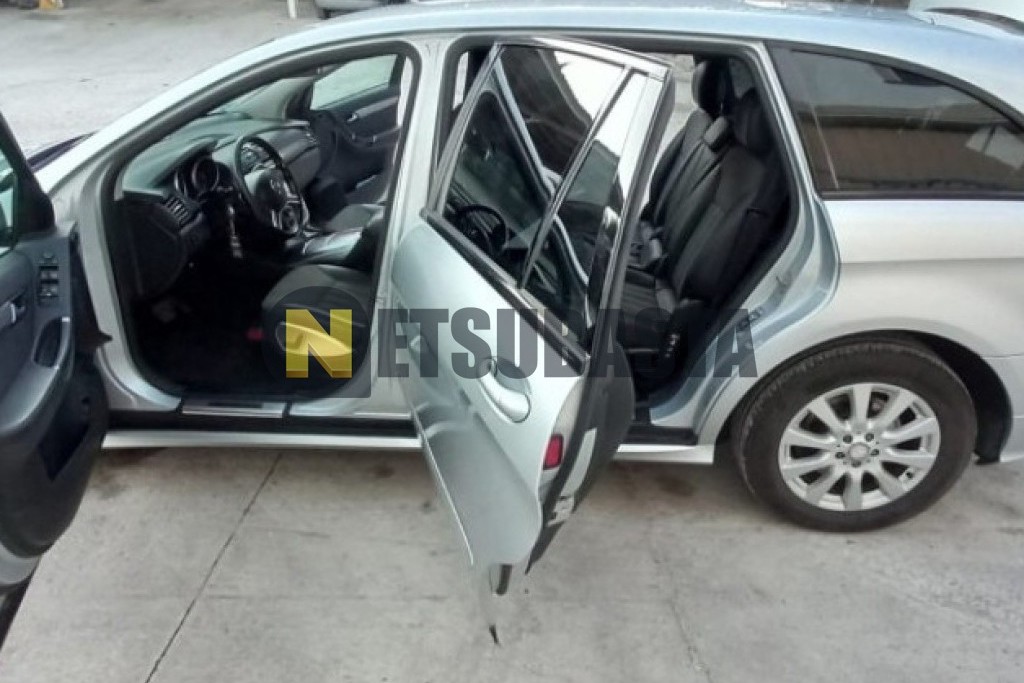 Mercedes-Benz R 350 BlueTEC 4MATIC 2011
