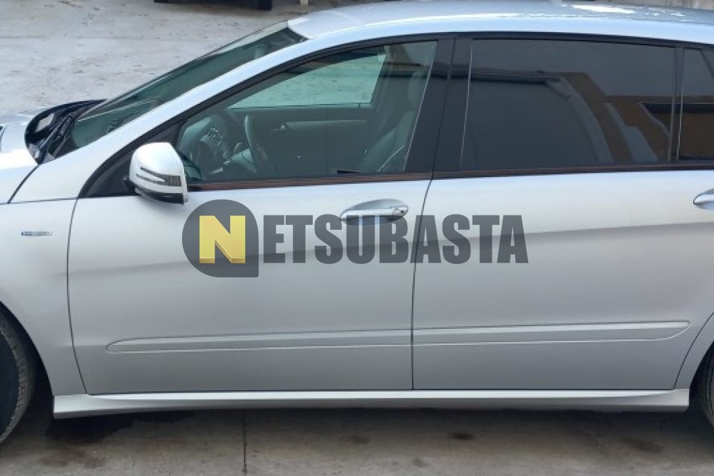Mercedes-Benz R 350 BlueTEC 4MATIC 2011