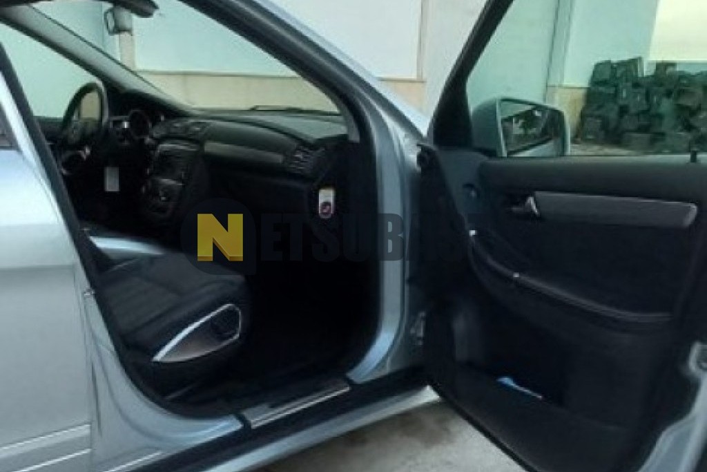 Mercedes-Benz R 350 BlueTEC 4MATIC 2011