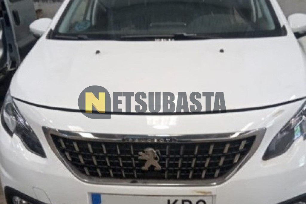 Peugeot 2008 1.2 PureTech EAT6 2018