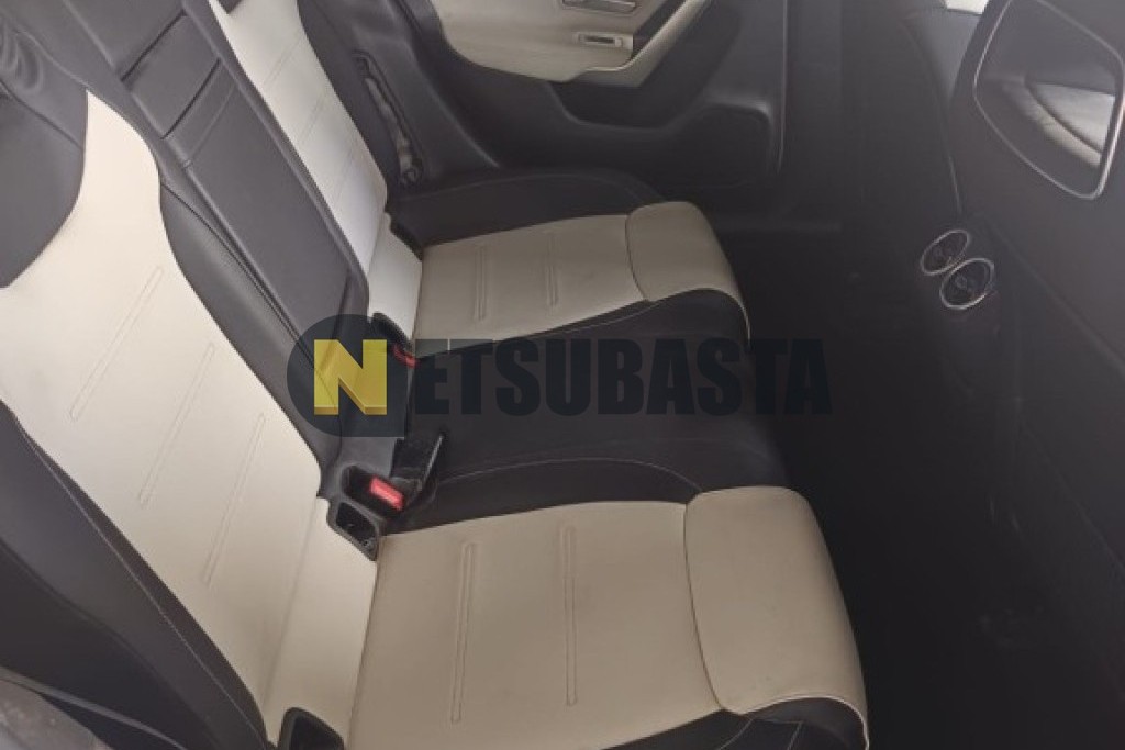 Mercedes-Benz CLA 180 Coupé 7G-DCT 2019