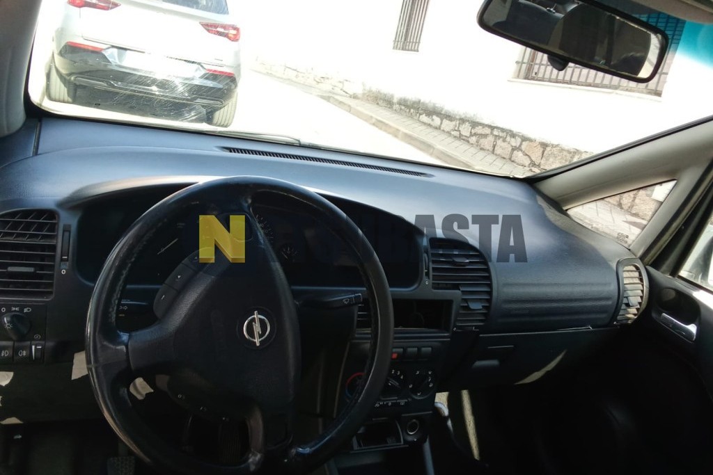 Opel Zafira 2.0 DI 16v 2000