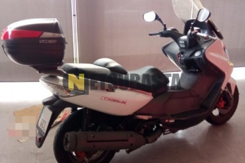 Zitmuv Black Razer 125E 2022