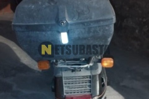 Zitmuv Black Razer 125E 2022