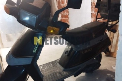 Zitmuv Black Razer 125E 2022