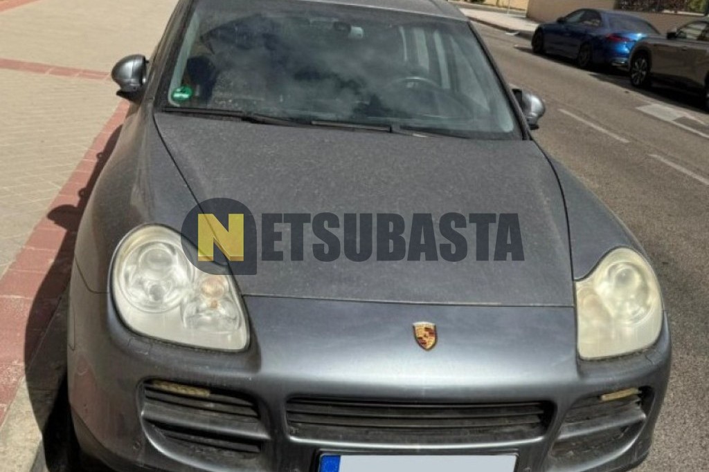 Porsche Cayenne Tiptronic 2003