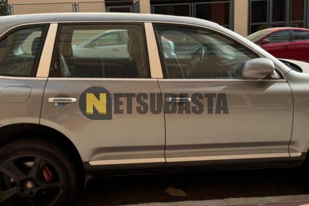 Porsche Cayenne Tiptronic 2003