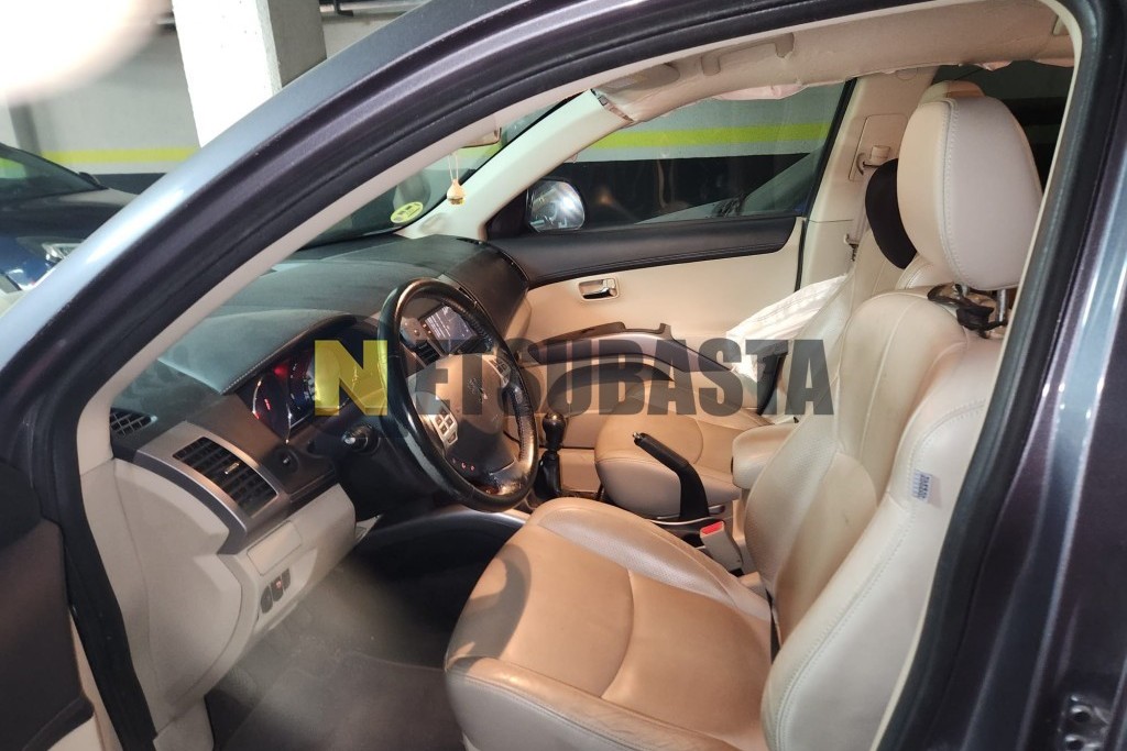 Peugeot 4007 2.2 HDI 2011