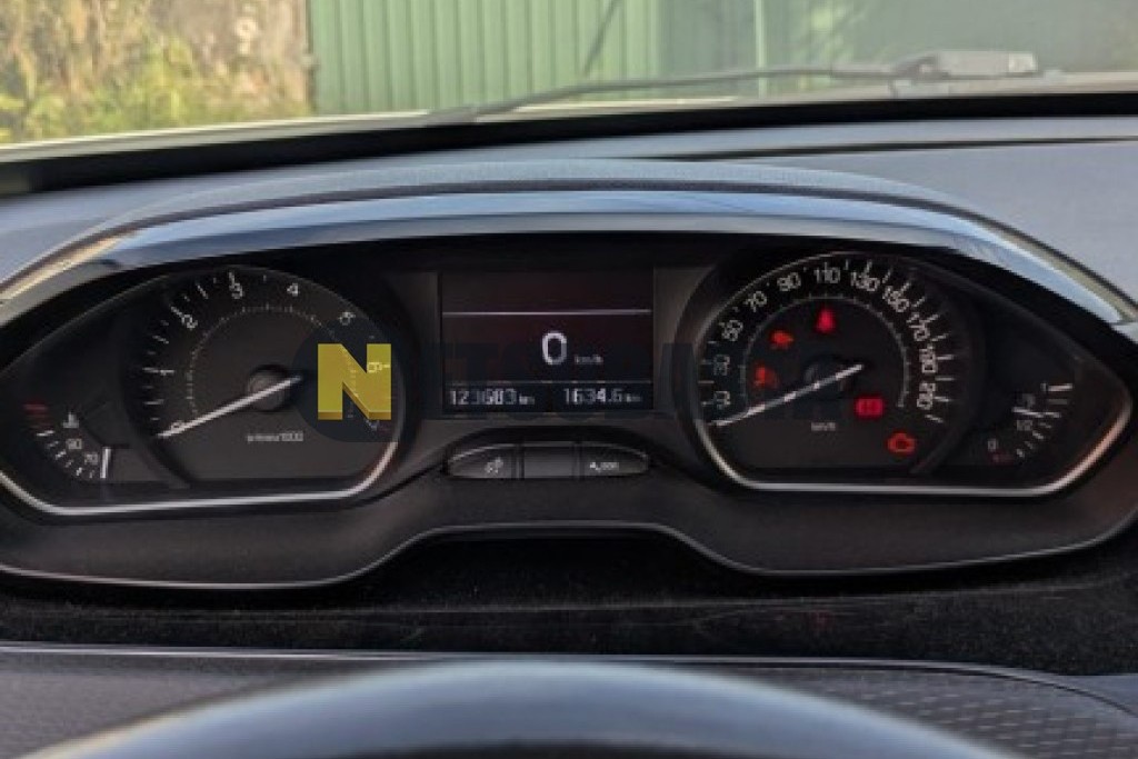 Peugeot 208 1.2 PureTech 2016