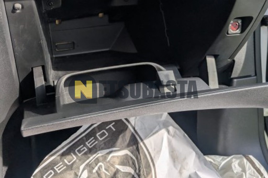 Peugeot 208 1.2 PureTech 2016