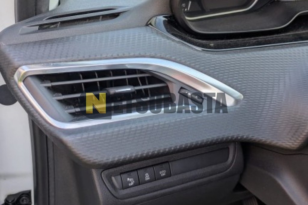 Peugeot 208 1.2 PureTech 2016