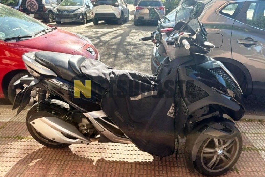 Piaggio MP3 300 Yourban 2011