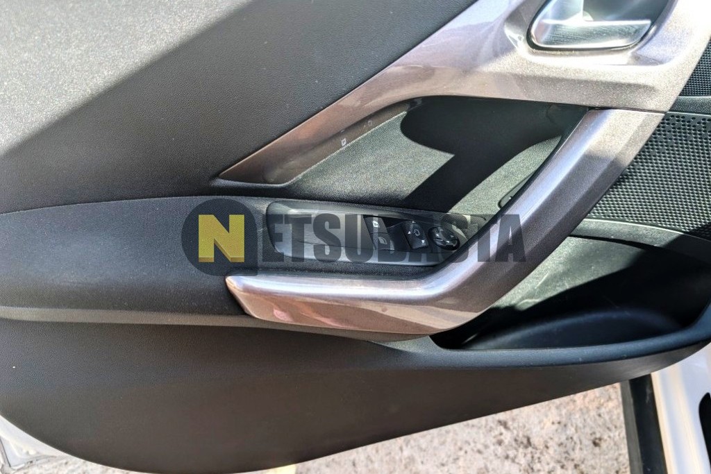 Peugeot 2008 1.6 BlueHDi 2016
