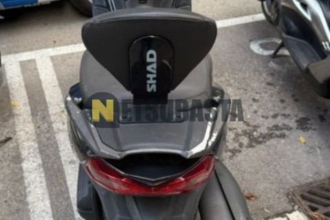 Zitmuv Black Razer 125E 2022