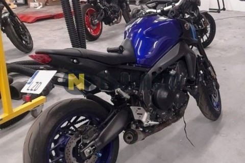 Zitmuv Black Razer 125E 2022