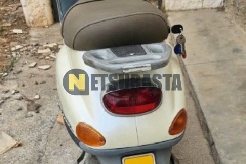 Zitmuv Black Razer 125E 2022