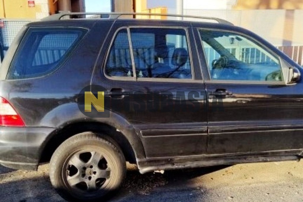 Mercedes-Benz ML 270 CDI Aut. 2003