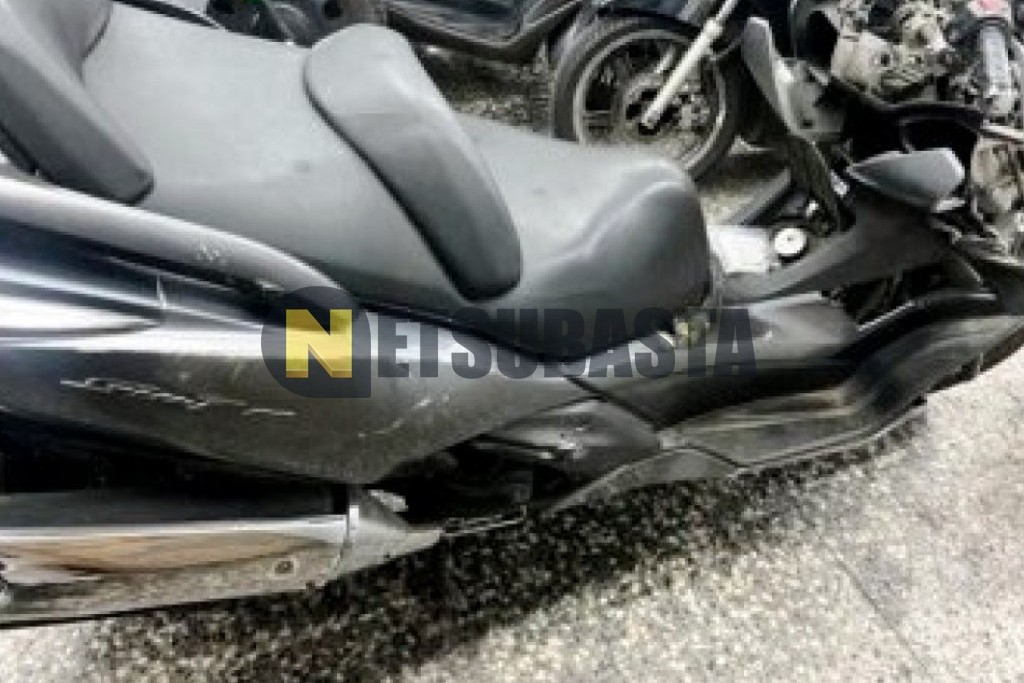 Honda SILVER WING 600 2013