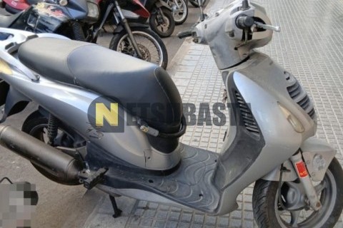 Vespa LX 50 4T 2004