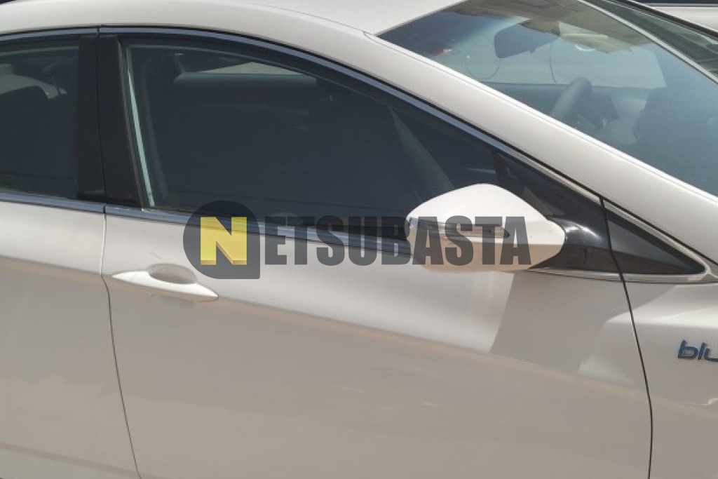 Hyundai i40 1.7 CRDi BlueDrive 2012