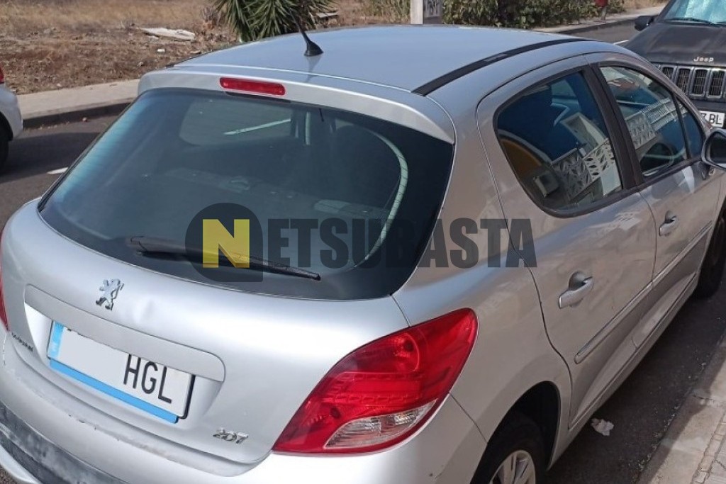 Peugeot 207 1.4i 2011