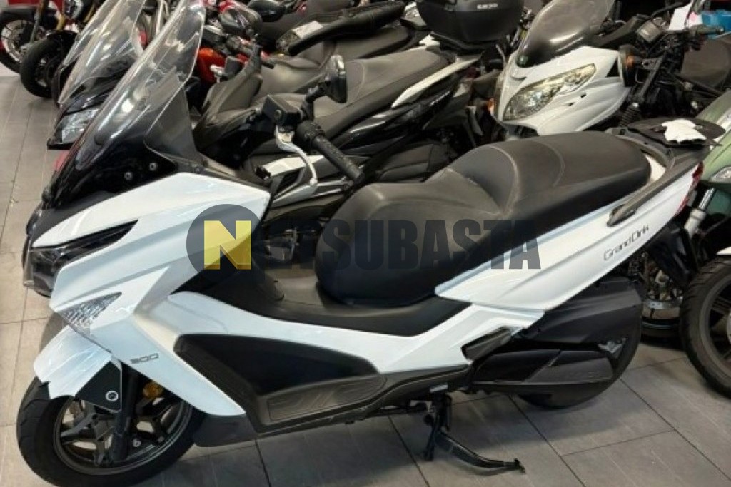 Kymco Grand Dink 300i 2022