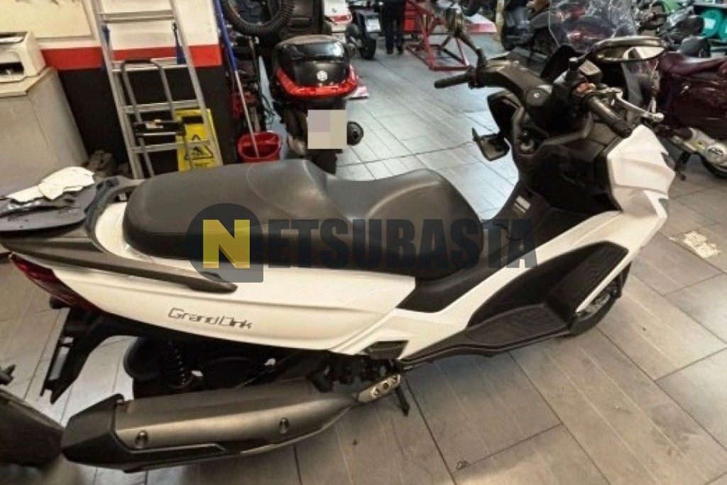 Kymco Grand Dink 300i 2022
