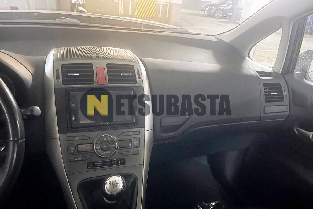 Toyota Auris 1.33 VVT-i 2009