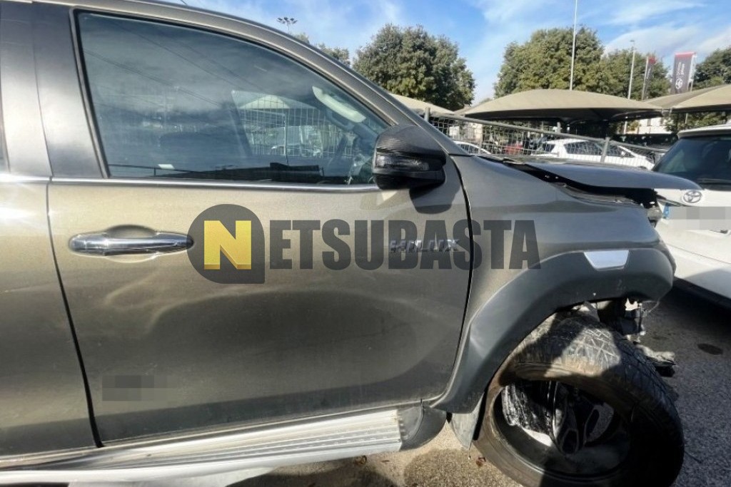 Toyota Hilux Doble Cabina 2.8 204D 4x4 Automático 2023