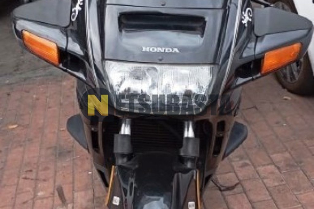 Honda PAN-EUROPEAN ST 1100 1998