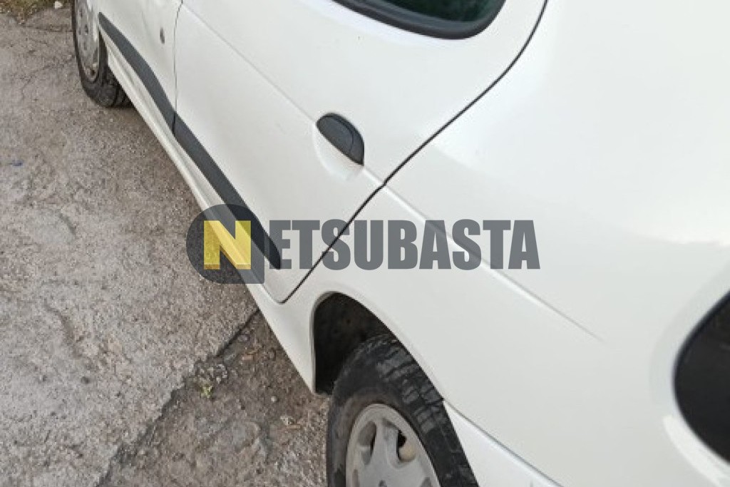 Renault Megane 1.9 D 1998