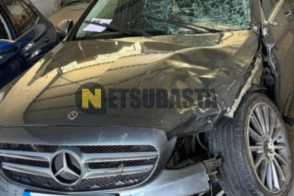 Mercedes-Benz C 220 d Estate 7G-TRONIC 2018