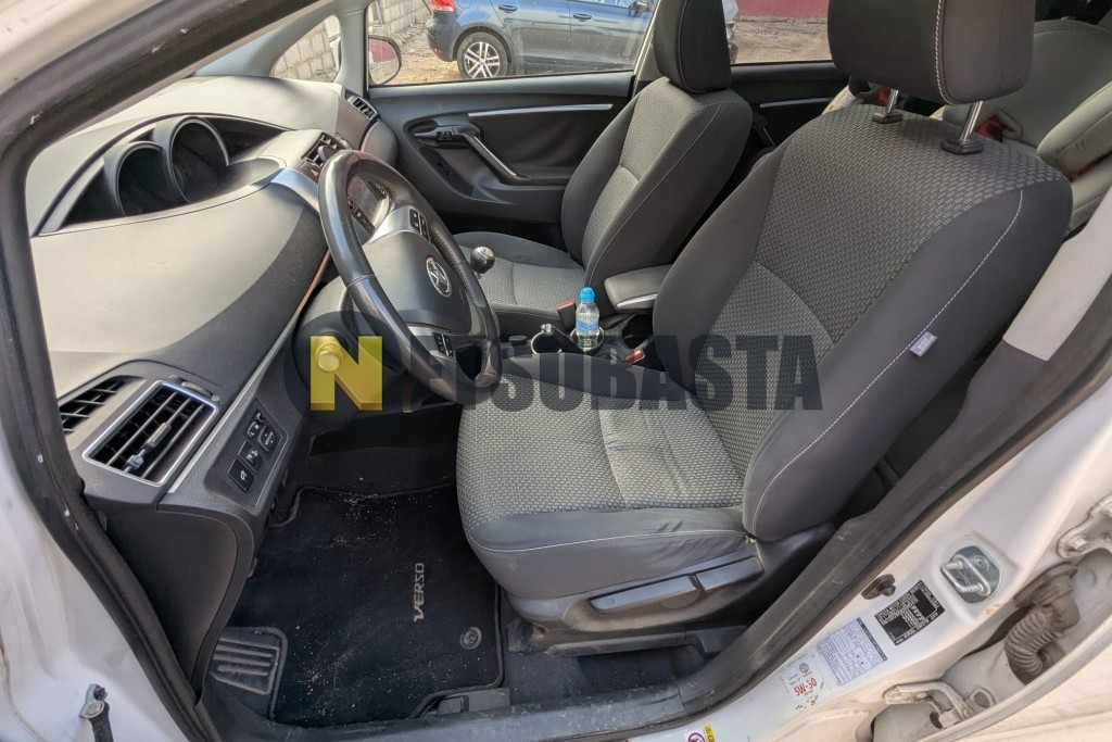 Toyota Verso 120D 7 plazas 2013