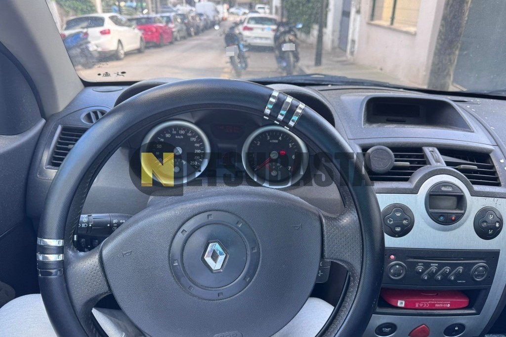 Renault Megane Coupé-Cabriolet 1.6 16v 2004