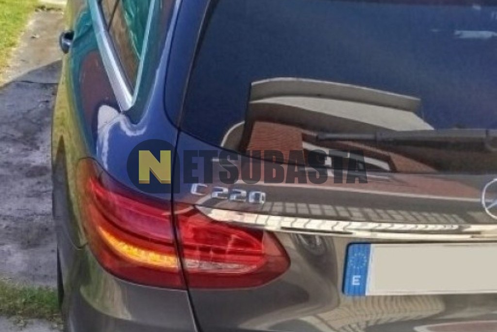 Mercedes-Benz C 220 d Estate 7G-TRONIC 2015
