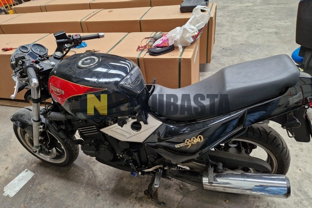 Triumph Trident 900 1996
