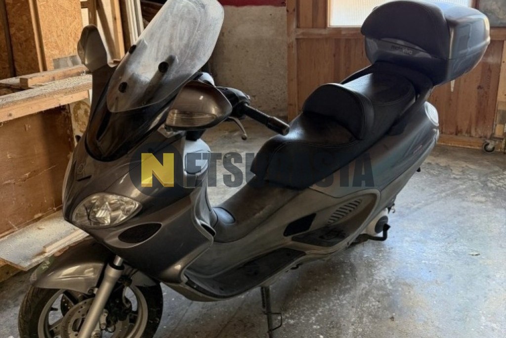 Piaggio X9 EVOLUTION 125 2006