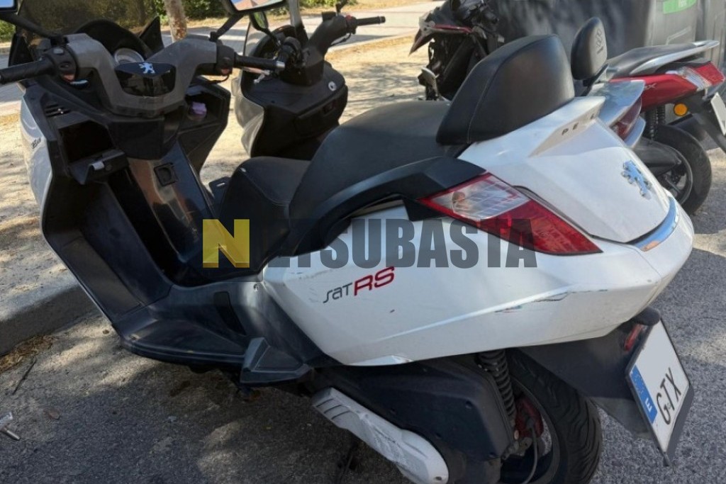 Peugeot SATELIS 125 RS 2010