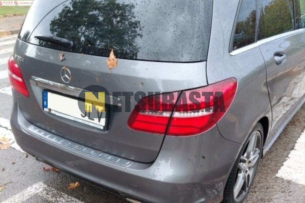 Mercedes-Benz B 180 d 7G-DCT 2016