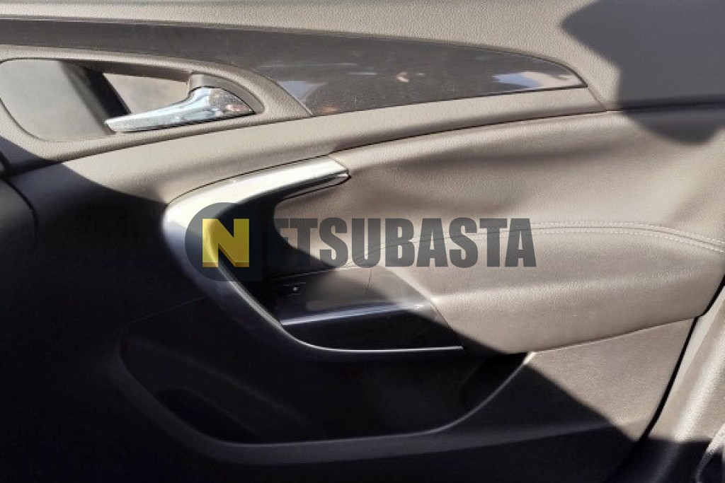 Opel Insignia Sports Tourer 2.0 CDTI Active Select 2011