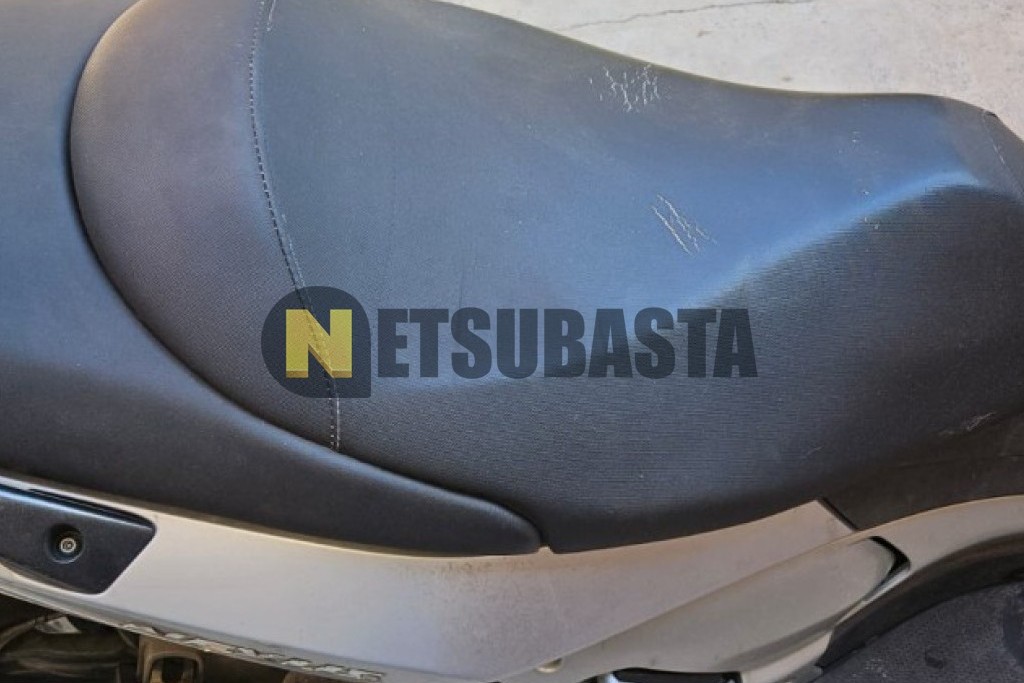 Gilera Nexus 500 2006